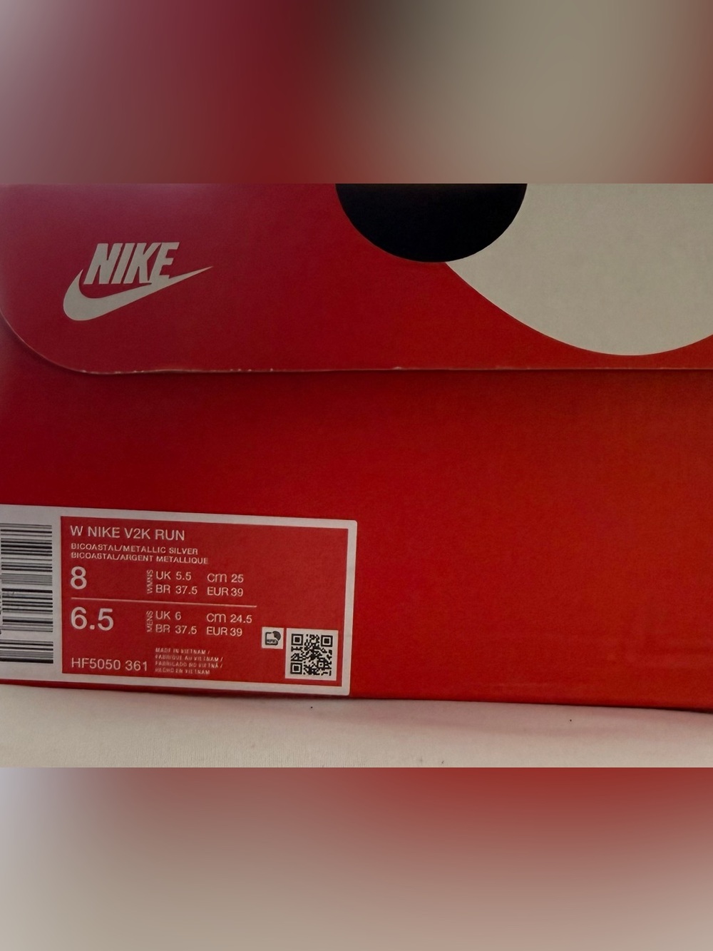 Nike Women V2k Run Box - Red and White with Black Accent